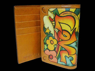 designershub: ISABELLA FIORE SUMMER OF LOVE TRIFOLD WALLET