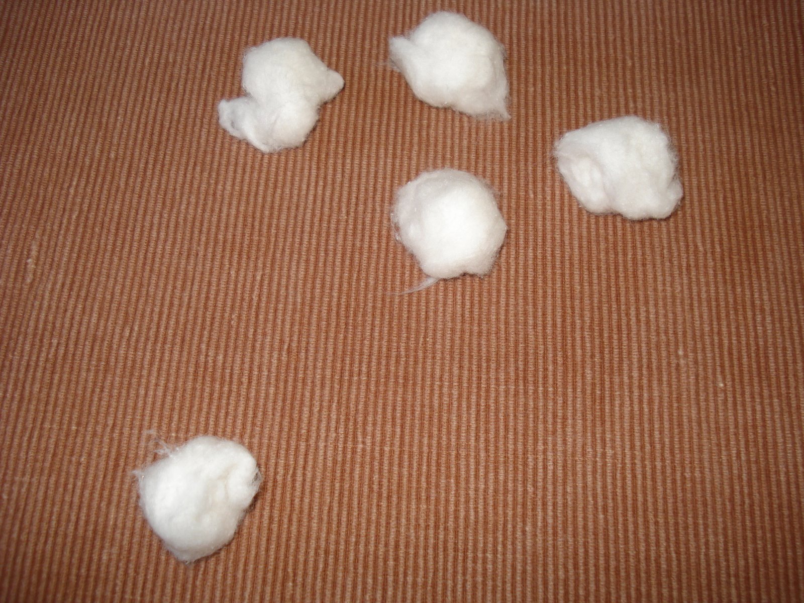[cottonballs.JPG]