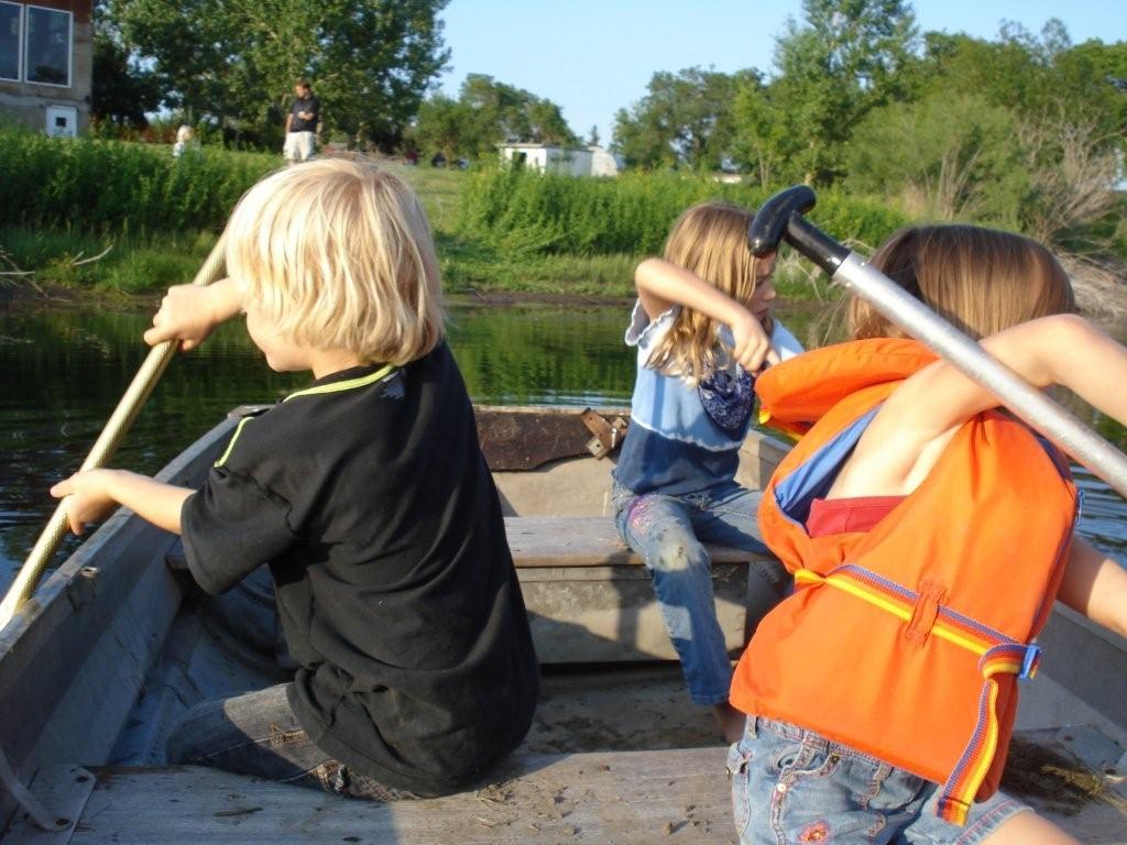 [boatride.jpg]