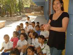La Maestra Angélica y su grupo 4º "A"