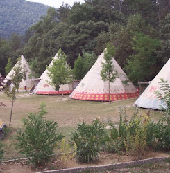 L'Arcada Camp in Northern Spain (click photo for their web page)