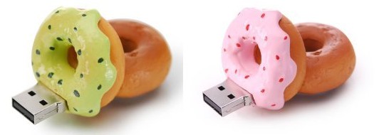 USB Donut flash memory in Strawberry and green tea flavor