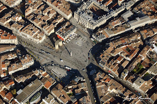 Vue aerienne place de la Victoire a Bordeaux