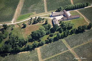 Vue aérienne du château Villa Bel Air à Saint Morillon