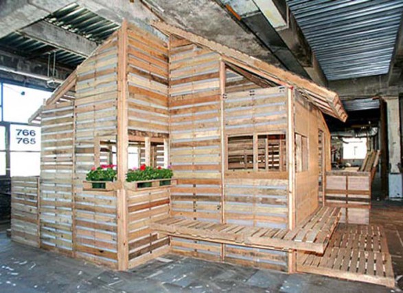 Club House Made From Pallets