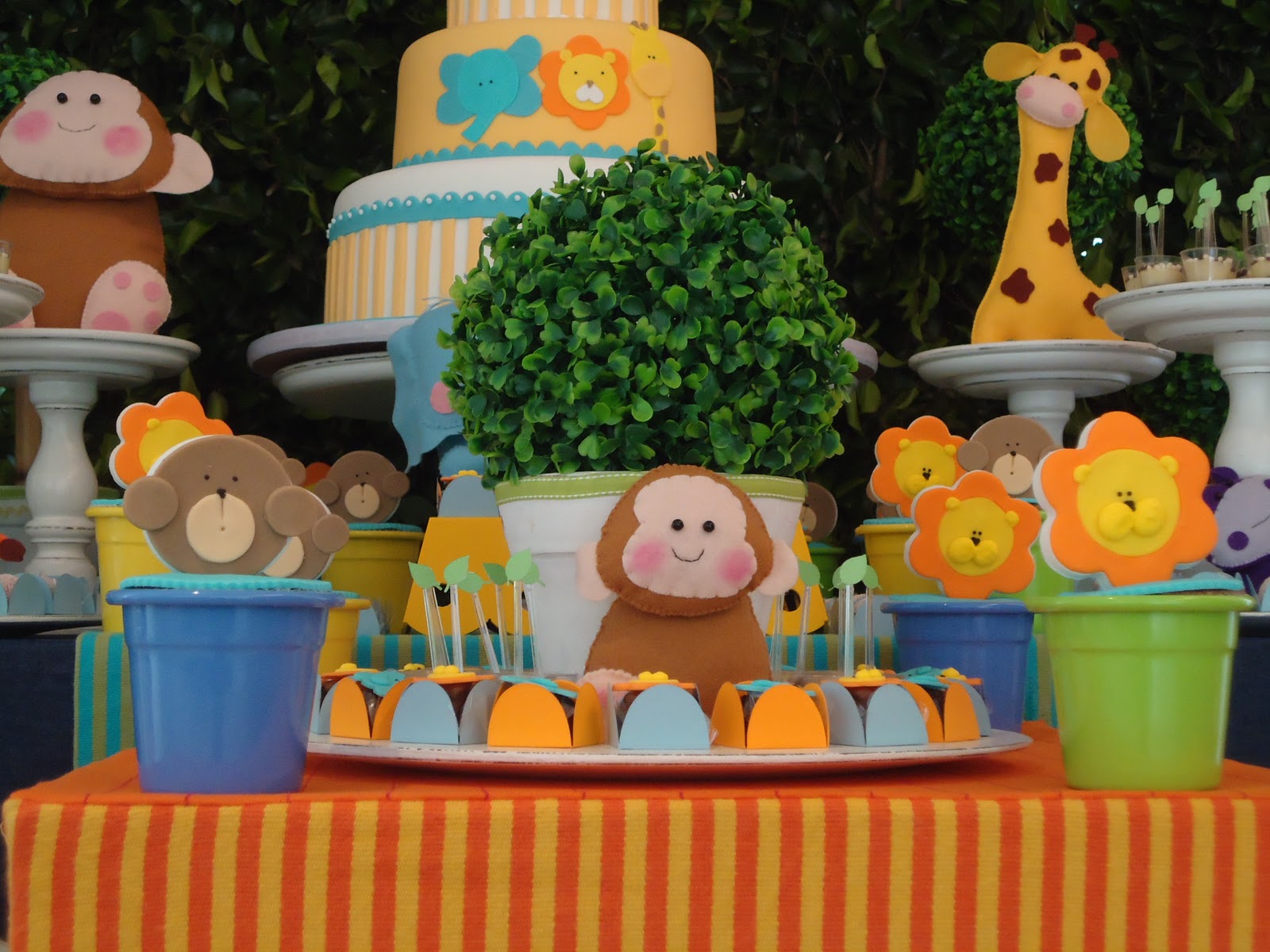 Fiesta Desatacada: Safari de 1er Cumpleaños - Fiestas Creativas