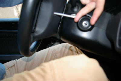 BMW Tutorials: E46 how to replace standard wheel with multifunctional wheel