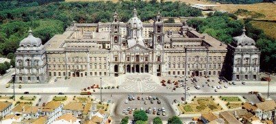 general panoramic of the palace