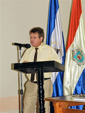 Presentación de poemario. Casa protocolo UNAN-León 2008