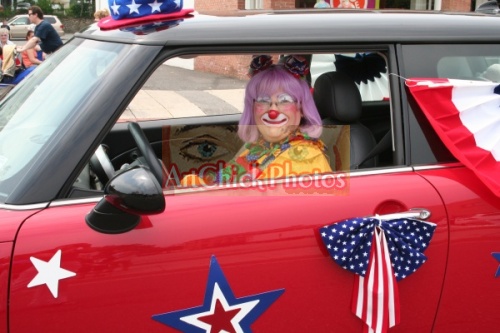 [clown.jpg]