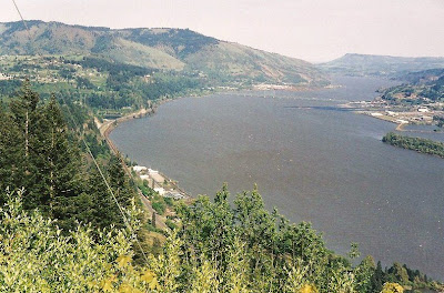 Columbia River & bridge to Hood River Washington