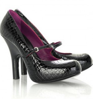 [vivienne-westwood-heels-300x317.jpg]