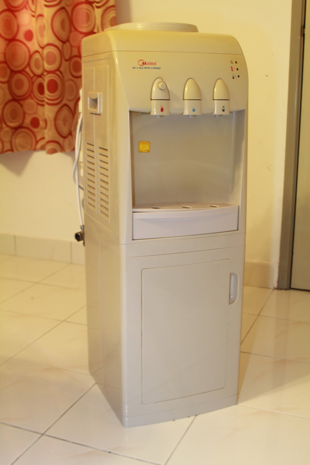 mygaragesale Sale No.1 Water Dispenser