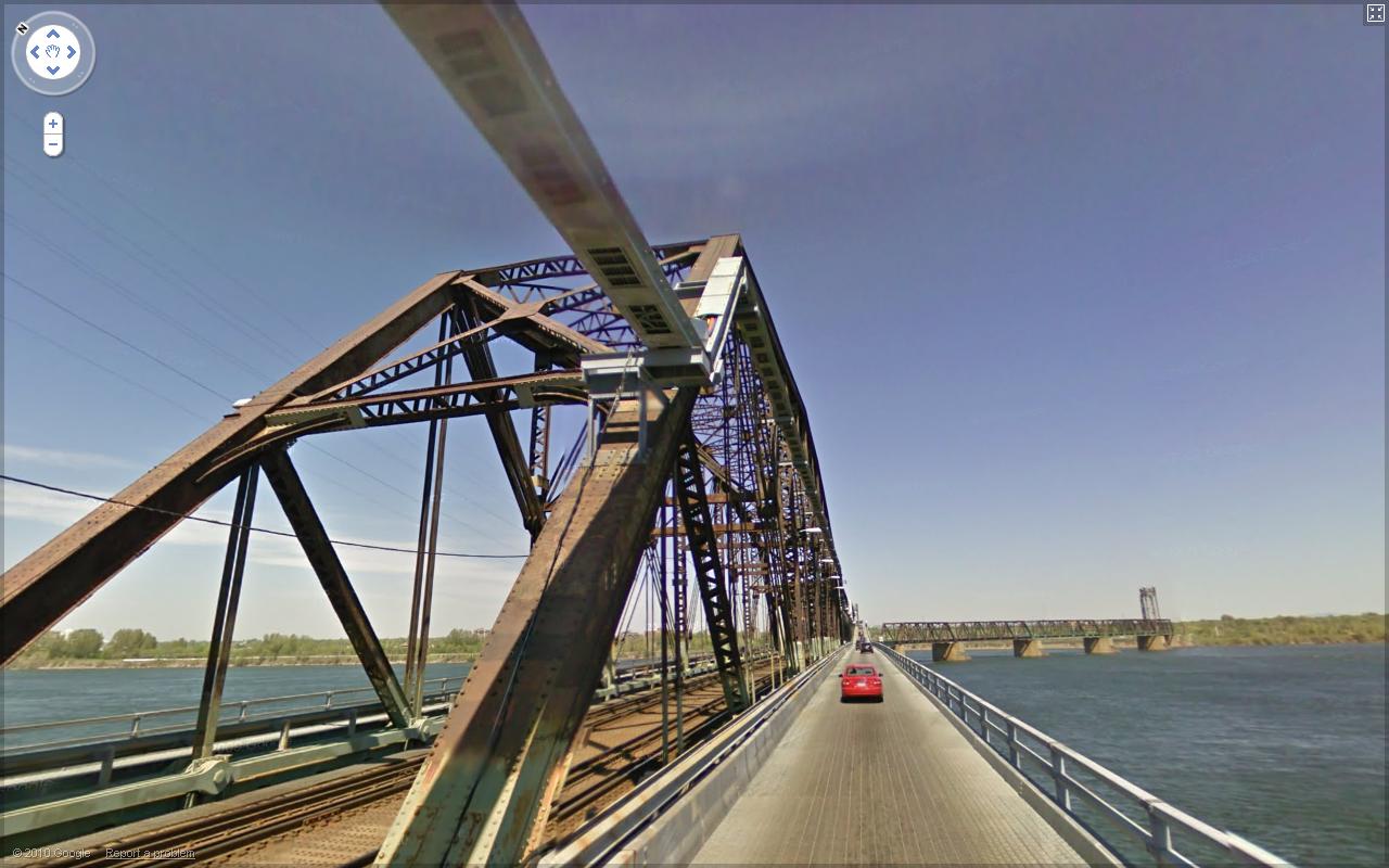 Bridge_Pont_Victoria_Montreal_QC.jpg