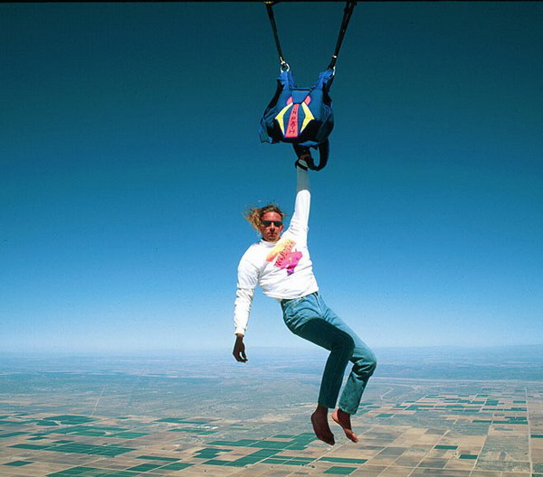 Parachute Guy Era Vulgaris