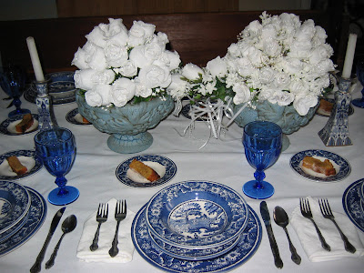 TABLESCAPE TUESDAY- WILD ROSE TABLE SETTING. A SUNDAY FAMILY DINNER