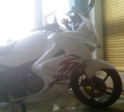 karizma r front doom price