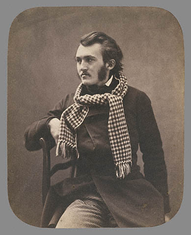 [Paul_Gustave_Dore_by_Felix_Nadar_1855-1859.jpg]