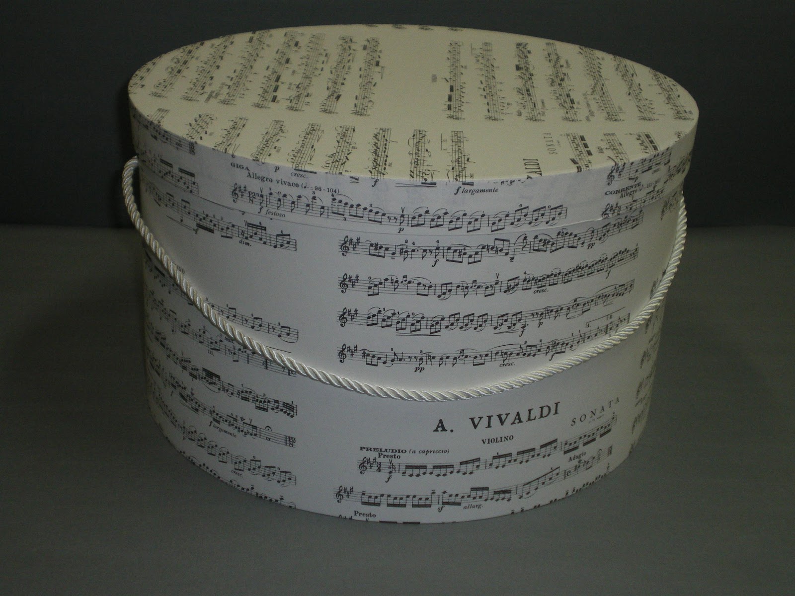 Cajas de Cartón a Medida: Sombrereras