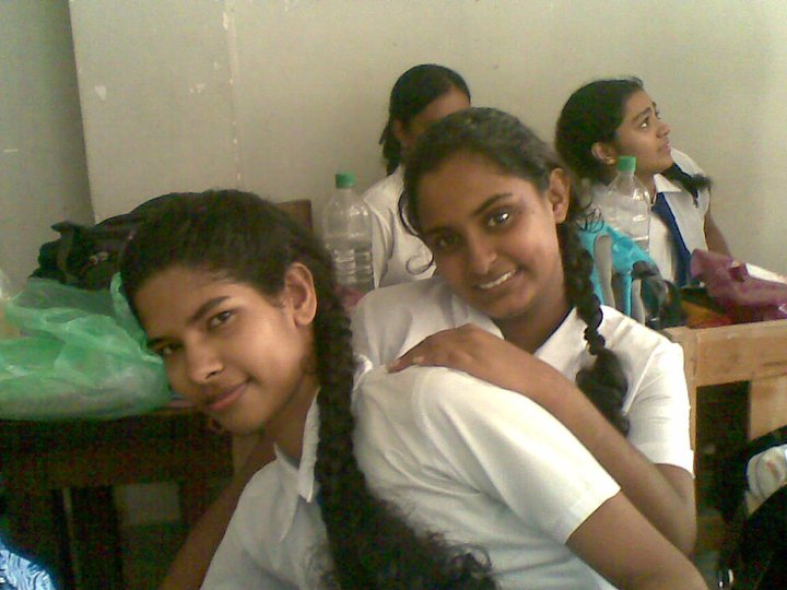 Sri Lankan Teen Girls Sri Lankan School Teens