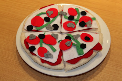 felt food pizza