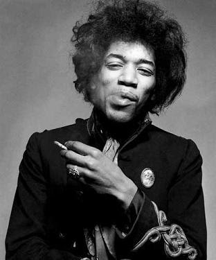 jimi-hendrix-fumando.jpg