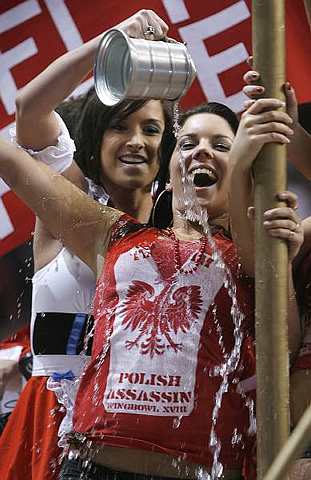 [pair+of+wingettes+6.jpg]