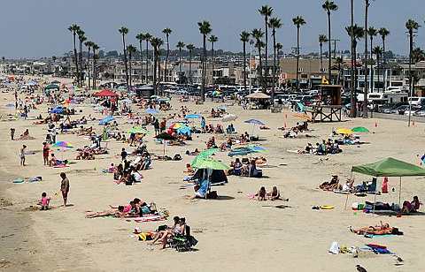 [View+of+Balboa+beach1.jpg]