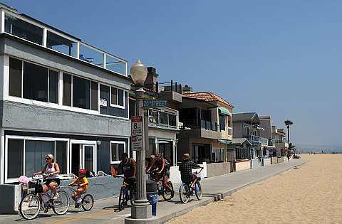 [View+of+Balboa+beach8.jpg]