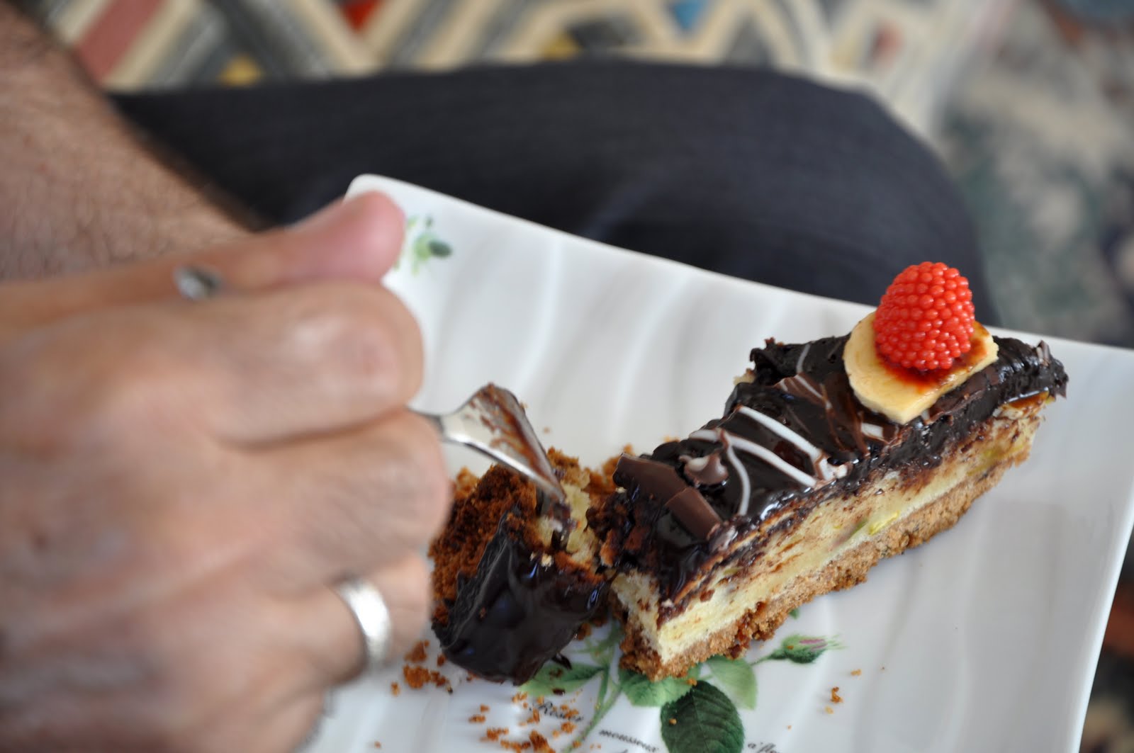 Mutfak HatIralarI Çikolata Soslu Chesecake