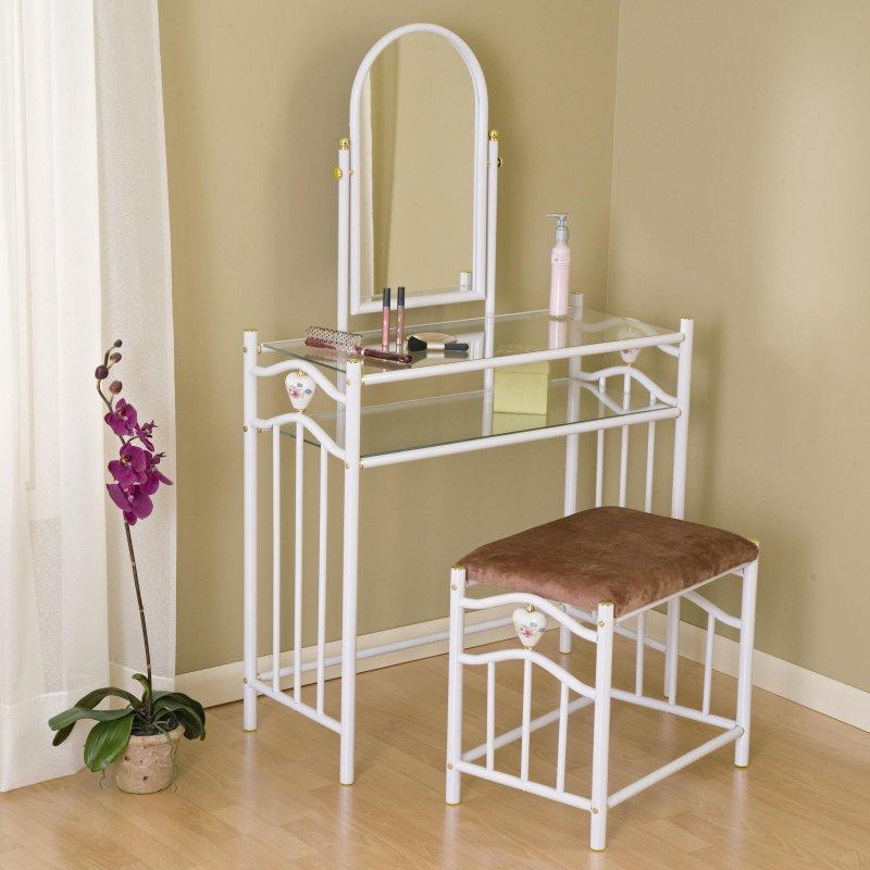 BURUDIKA BLOG!!!!!!! more metal furniture