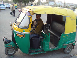 http://1.bp.blogspot.com/_5ZPbkxf7g60/TK2jaXQketI/AAAAAAAAASQ/TzE2q_9Kl7k/s320/autorickshaw.jpg