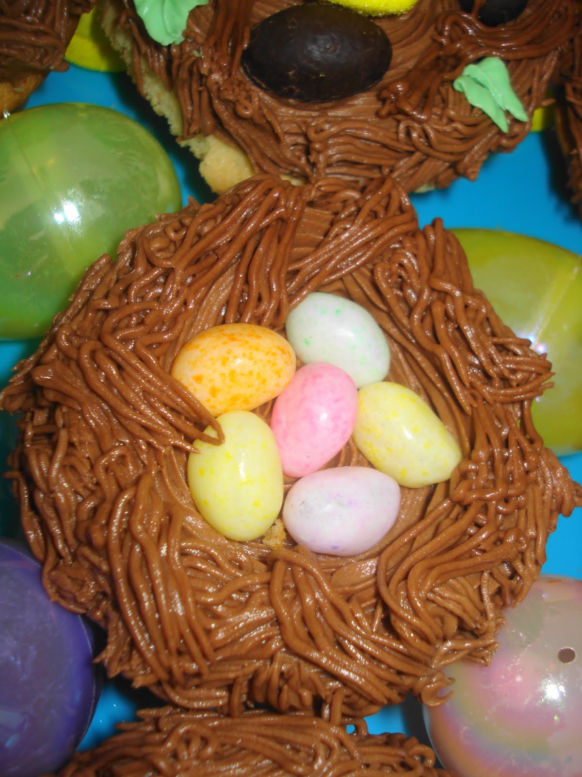 Dame Good Eats: Easter Egg Nest Cupcakes