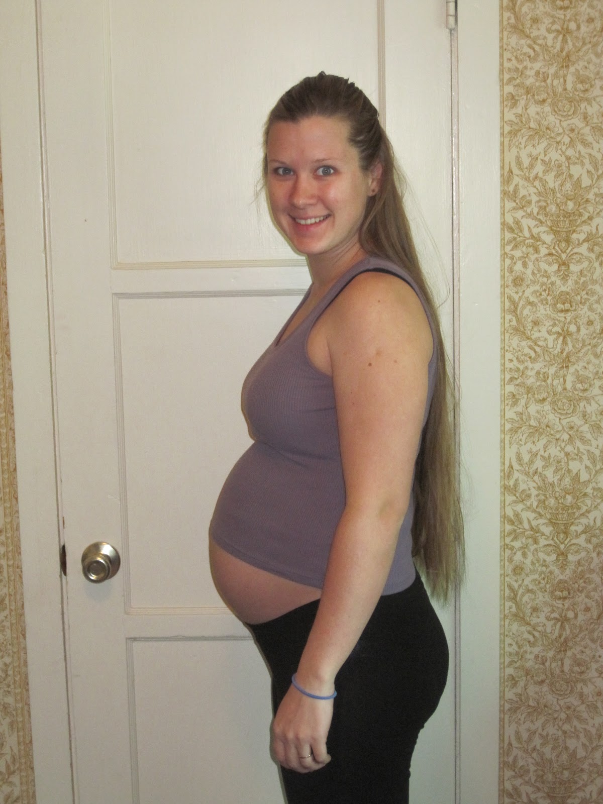 Katy + Little Bug Baby Bump 28 weeks