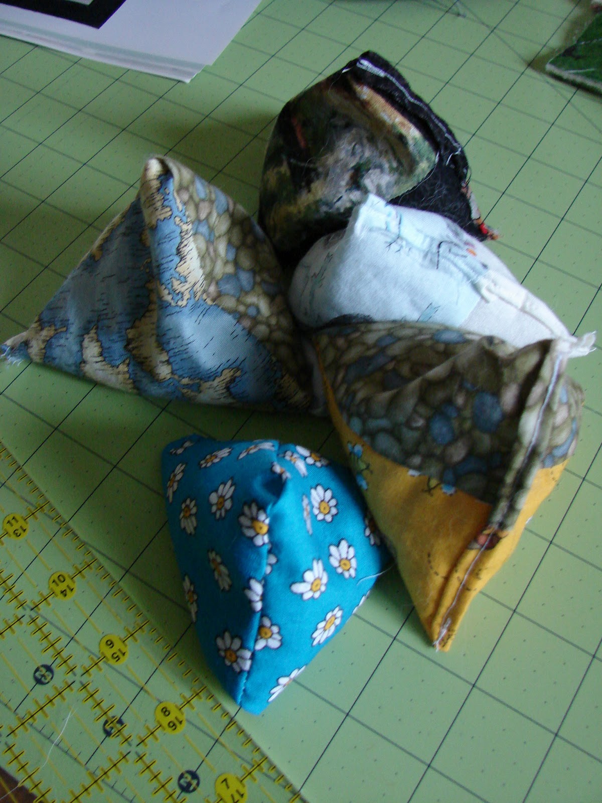fun homemade juggling rice bags!