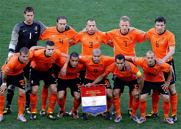 PASION POR EL FUTBOL QUE RUEDE LA PELOTA HOLANDA VENCE A JAPÒN Y YA PASION POR EL FUTBOL QUE RUEDE LA PELOTA HOLANDA VENCE A JAPÒN Y YA