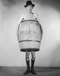 [man+in+barrel.jpg]
