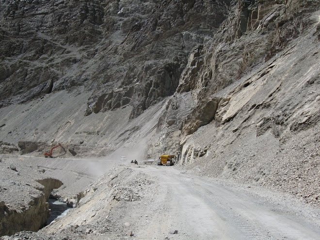Land Slides on the Road to Leh