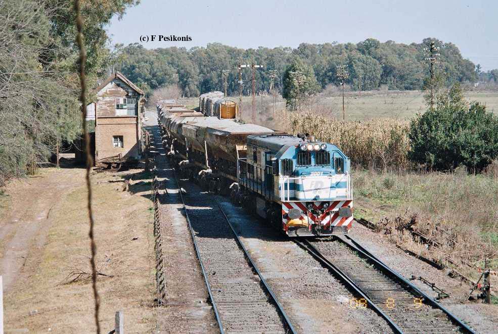 [1+2001+Km+66+1+copia.jpg]