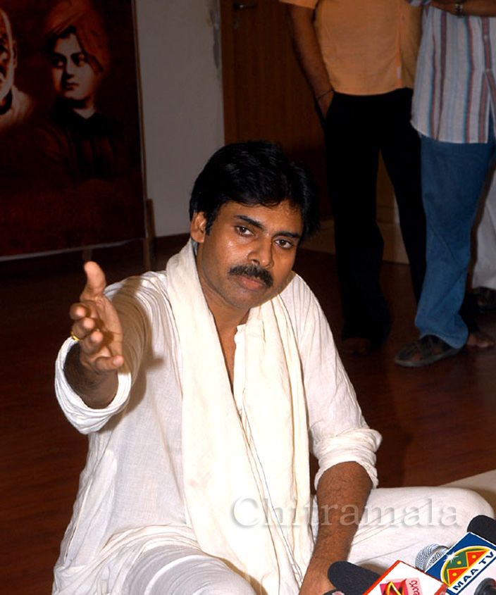 Young teen fucks grandpa