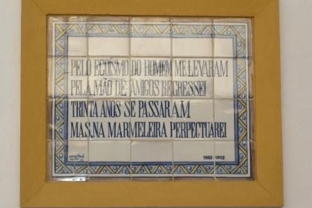 [Fonte+da+praça+Marmeleira+(3).JPG]