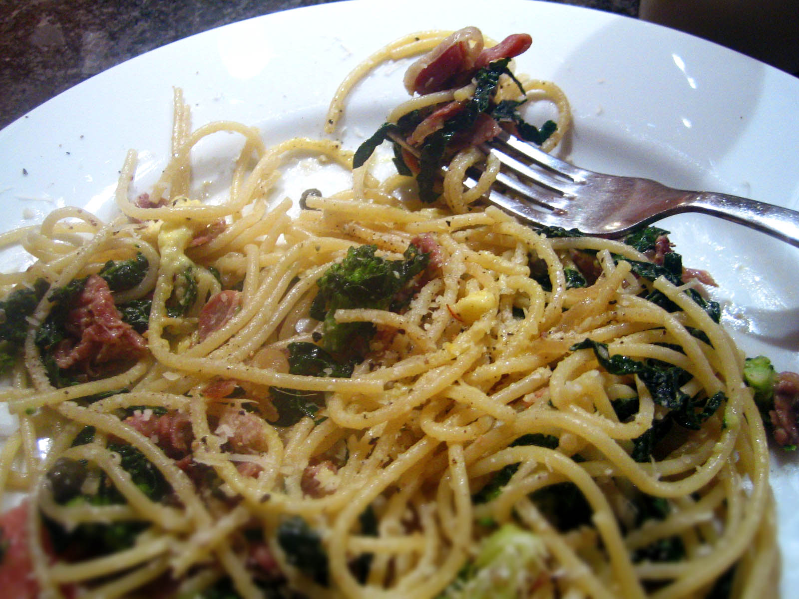 Delicious! Prosciutto, kale and broccoli spaghetti
