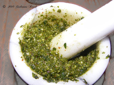 Pesto di Mandorle Recipe (Almond Pesto)