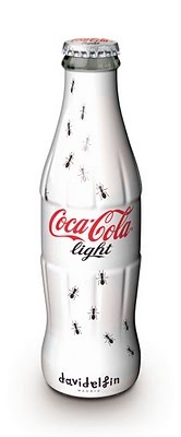 Coca Cola light diseño botella David Delfín