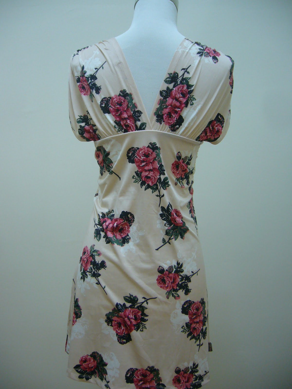 over here! Kimono Roses.rm 45.