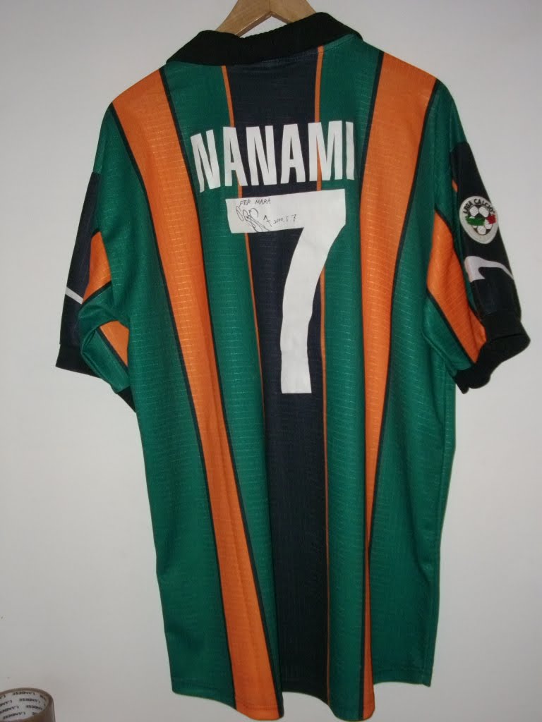 La prima raccolta fotografica di maglie