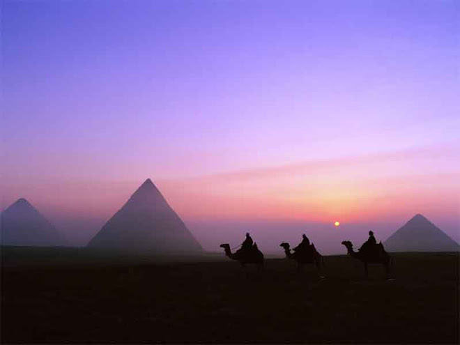Amanecer En Egipto