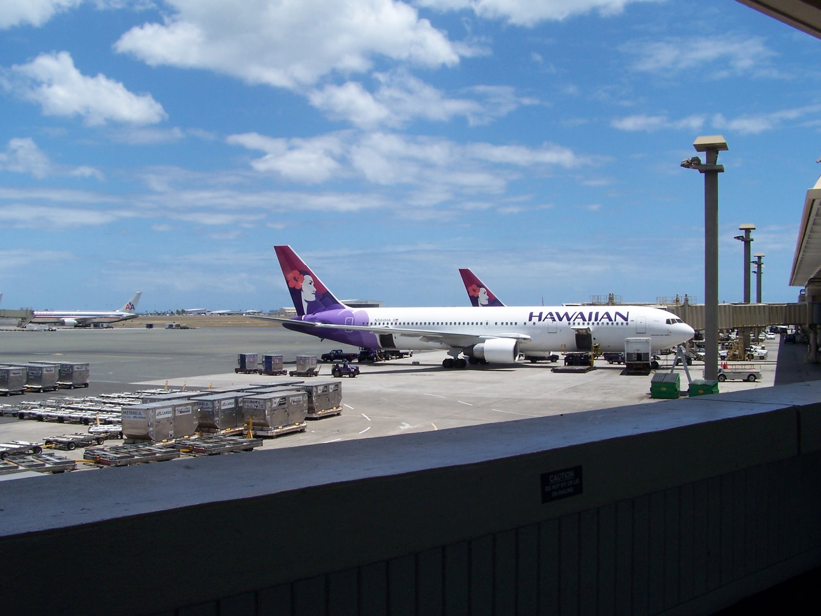 Kauai, My Vacation Hawaiian Airlines plane in Honolulu