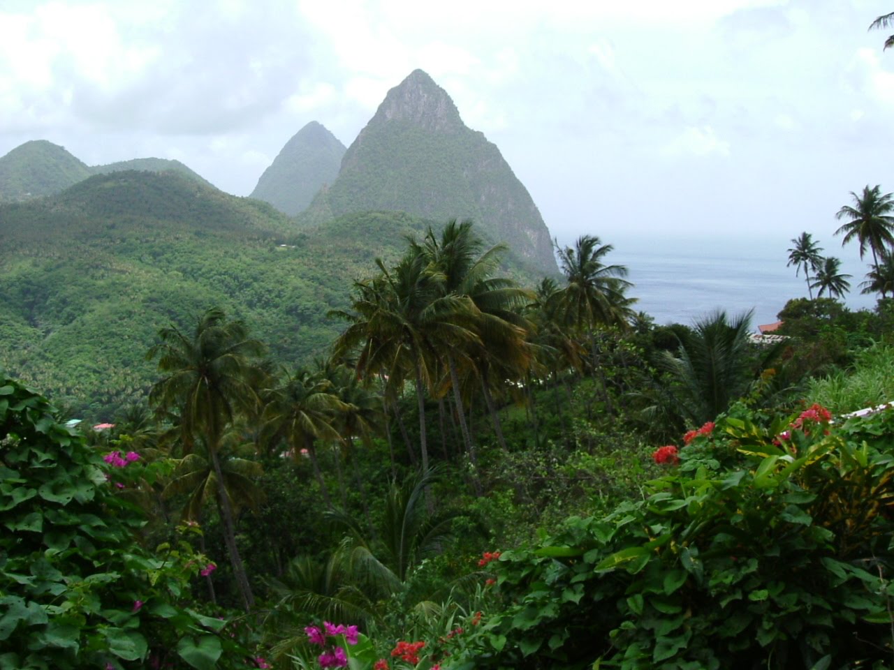 [Pitons+08.jpg]