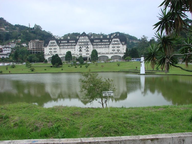[Petropolis+11.jpg]